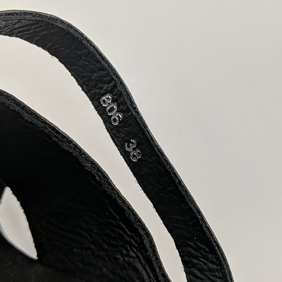 *Sold*NWT ANTELOPE Platform Shimmery Sandals - Picture 7 of 9